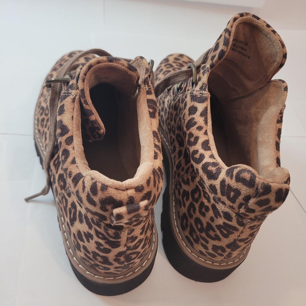 Hey‎ Girl by Corkys Campfire Leopard Ankle Boots Women 10 Lug Sole Animal Print - Picture 7 of 13